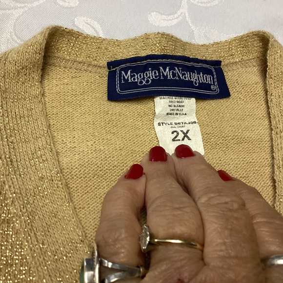 MAGGIE MC NAUGHTEN. Gold Metallic Women's Sweater size2x - Picture 4 of 10